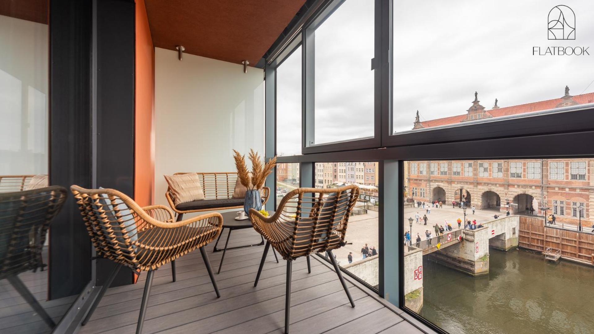Flatbook - Deo Plaza Riverside Prestige With Parking Included * Gdańsk